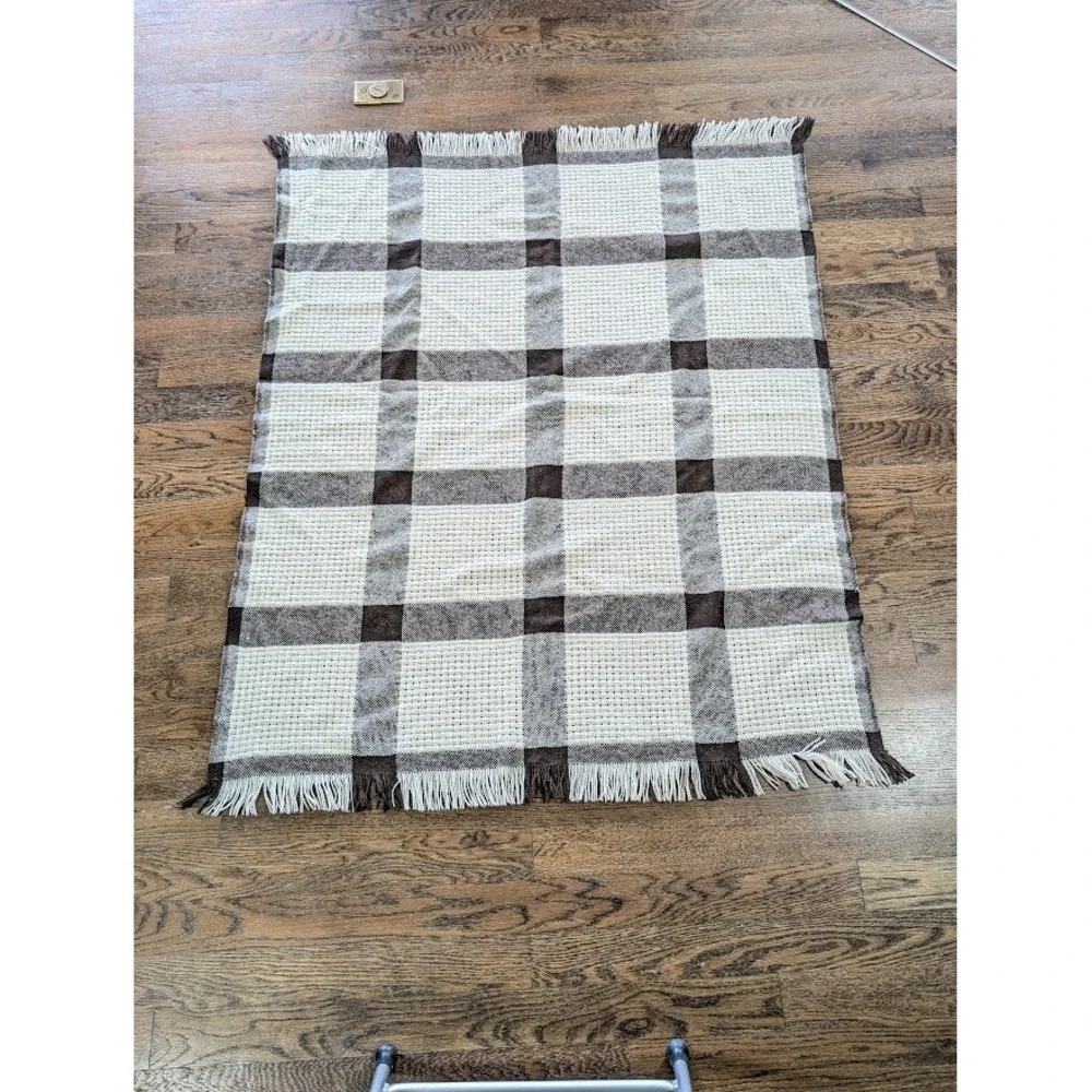 Faribault Woolen Mill Co. faribo faribault
